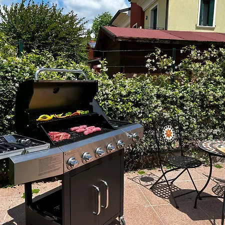 Lush Garden Getaway * Caldiero